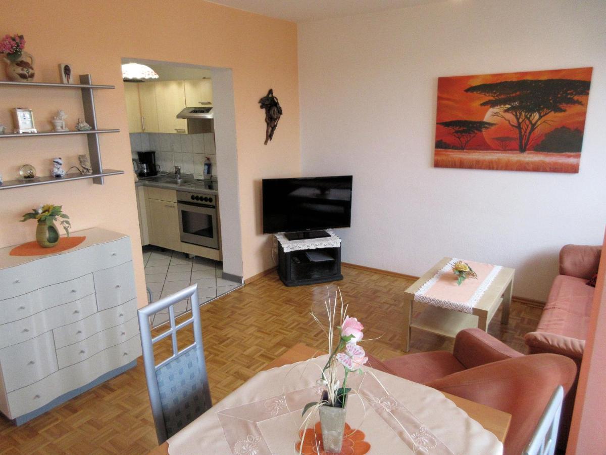 Private Apartment Near Fair Ground Hannover Ngoại thất bức ảnh
