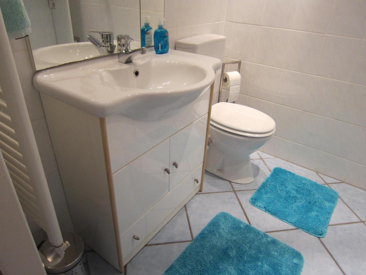 Private Apartment Near Fair Ground Hannover Ngoại thất bức ảnh